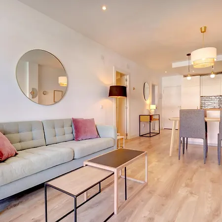 Golden Mile 2 Bedrooms * Марбелья