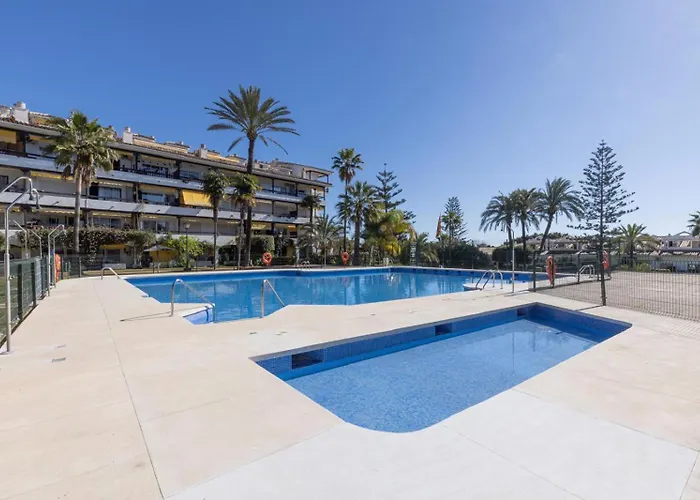 Golden Mile 2 Bedrooms * Marbella