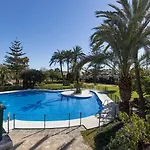 Golden Mile 2 Bedrooms شقة ماربيا