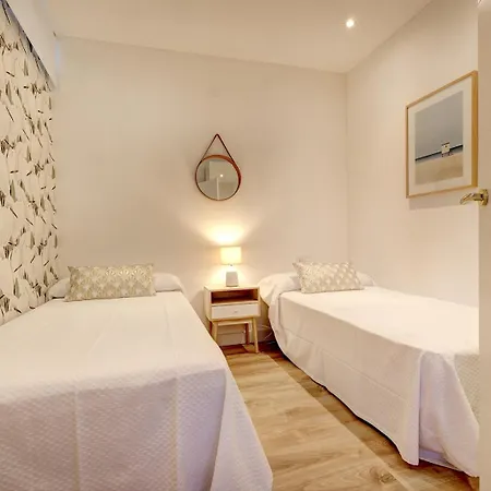 Golden Mile 2 Bedrooms *