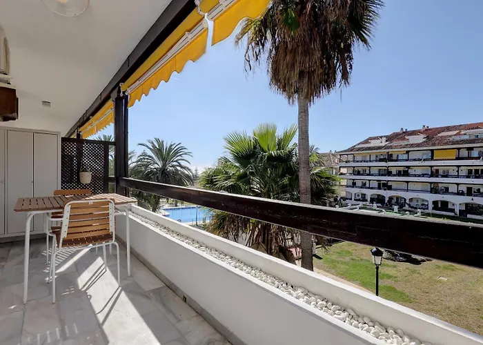 Golden Mile 2 Bedrooms * Marbella