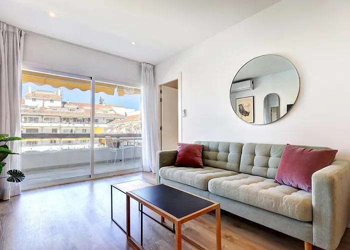 Golden Mile 2 Bedrooms