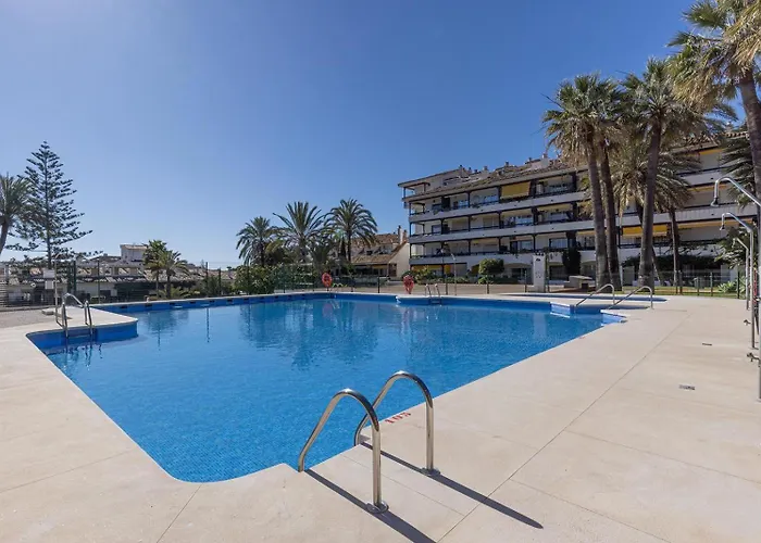 Golden Mile 2 Bedrooms Apartament